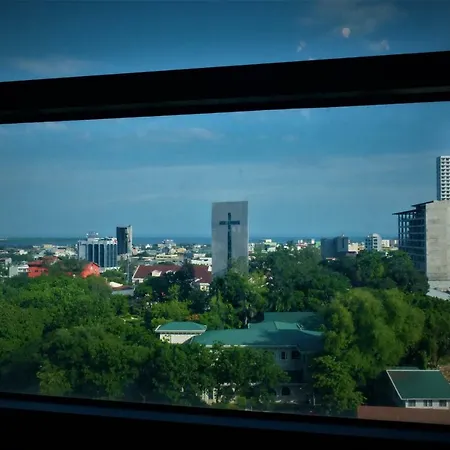 Horizons 101 - Panoramic View By St. Therese Cebu Exterior photo